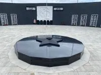 Звезда чугун (518248) производство комплект горелка ГВД 379 10 89 00 ПС вечный огонь ø 1100 мм. монолит - литье  в Москве